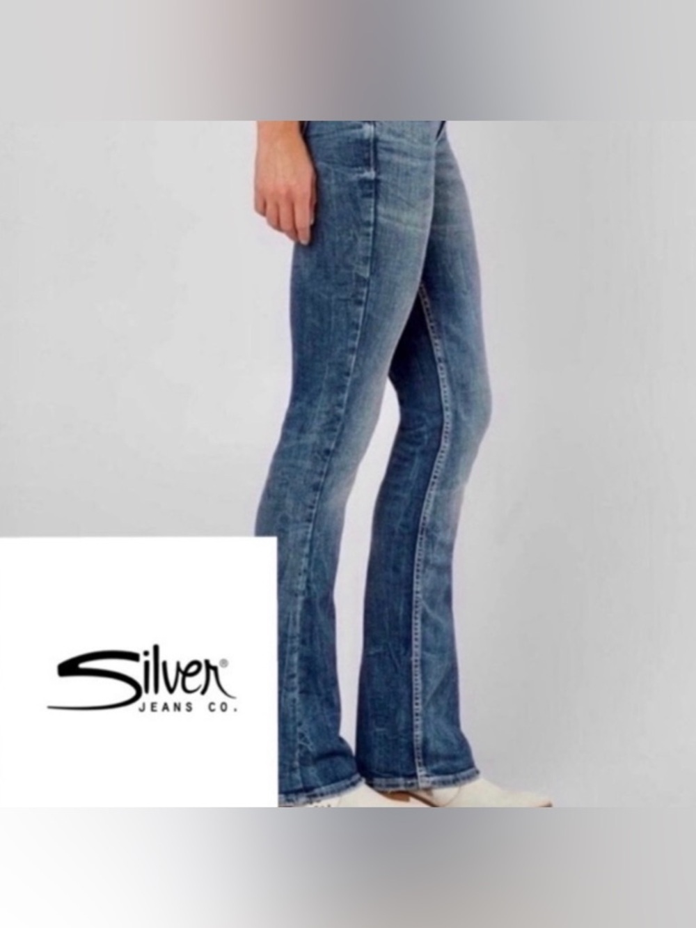 Silver “Alex” Boot Cut Mid Rise Lightly Distressed Jeans Size 29